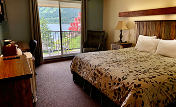 Room Family Suites: 3 Valley Gap - British Columbia Rocky Mountain
